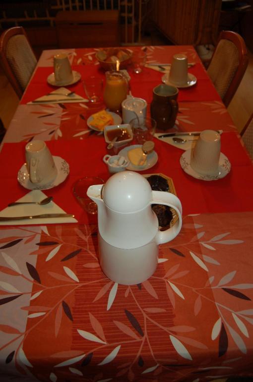 Caux-Breizh Bed & Breakfast Rohan Екстериор снимка